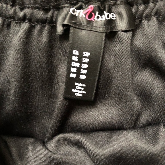 Maternity Skirt - Picture 4 of 5